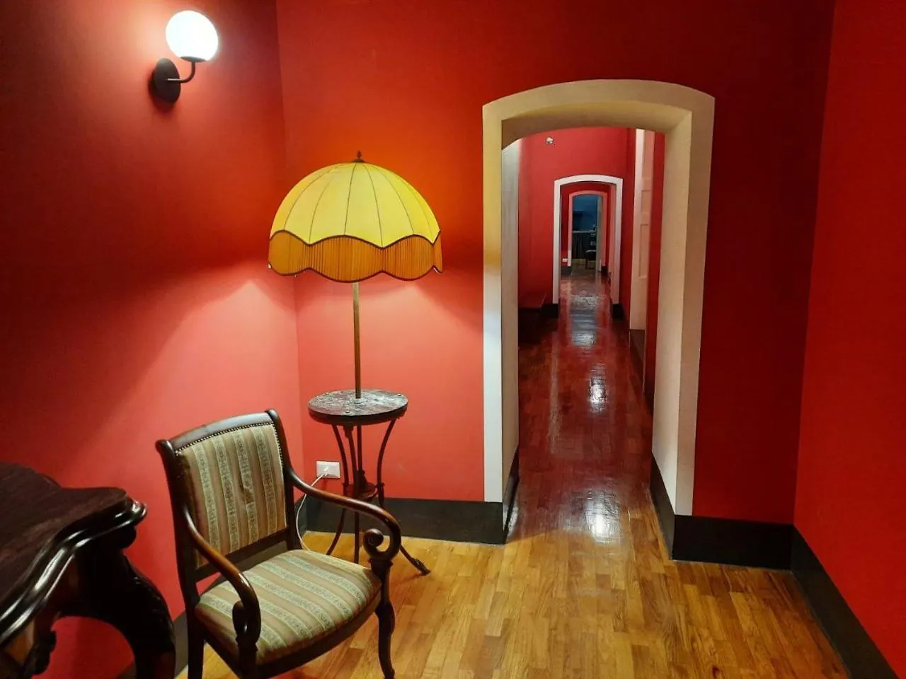Rosso Napoli Suites Nápoles